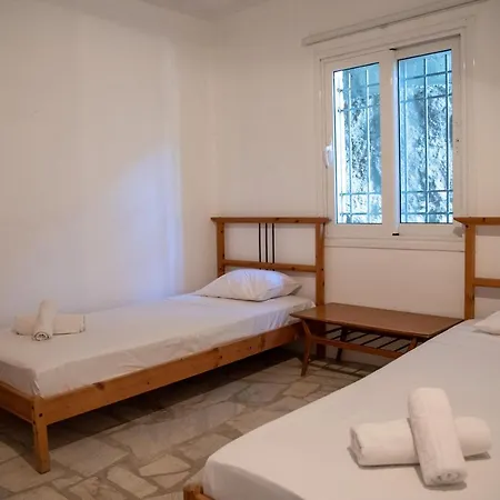 Traditional And Cozy Villa In Tinos *